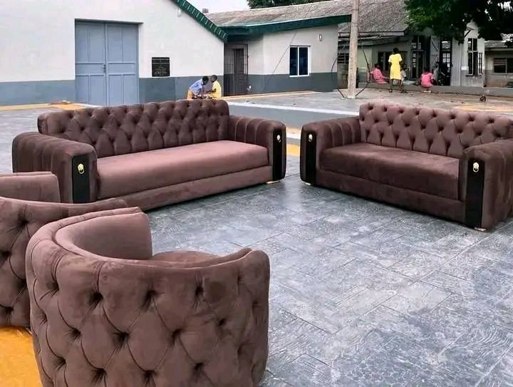 bedbyess (22) Chesterfield Sofa Set