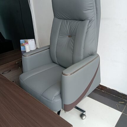Executive Office Chair