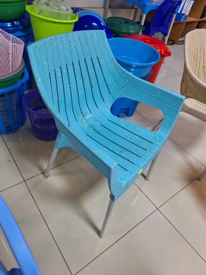 Firm Plastic Chair - Image 4