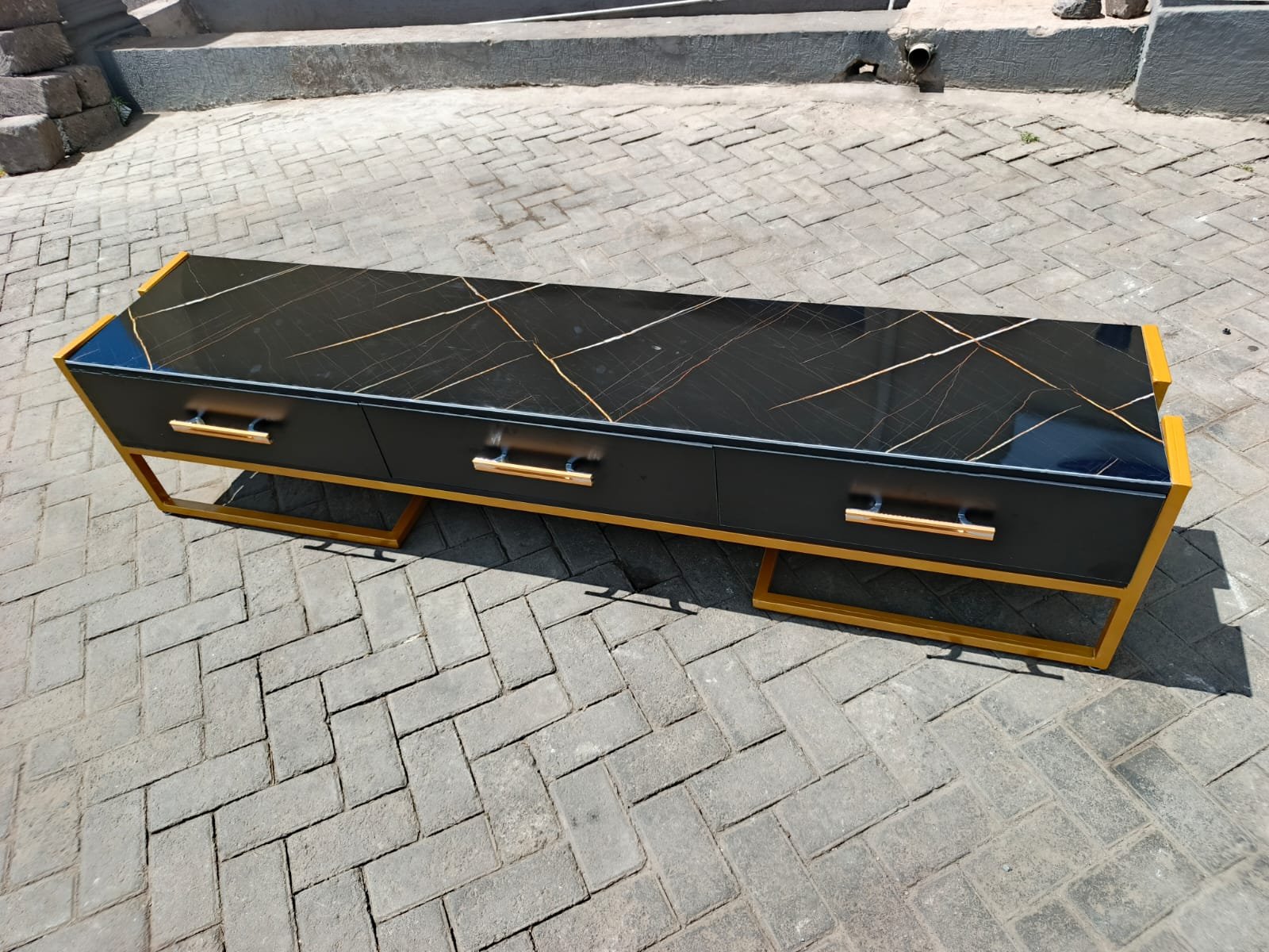 2026/08/13782.jpg Modern Glass Top Tv Stand - Image 1